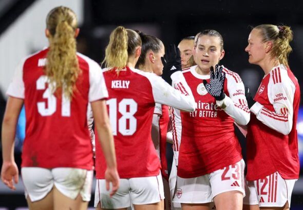 El Arsenal clasifica con comodidad a cuartos.