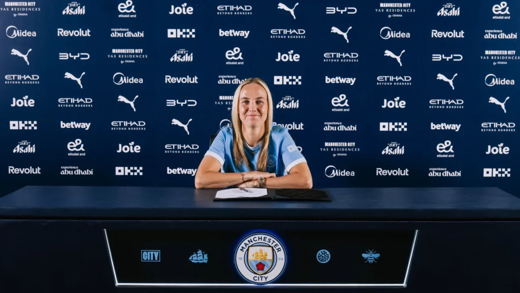Beth Mead se va al City.