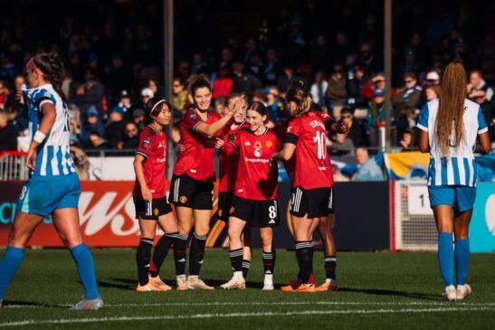 Sufrida victoria del United en Albion.
