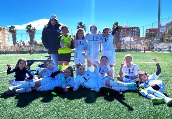 Escuela Cracks