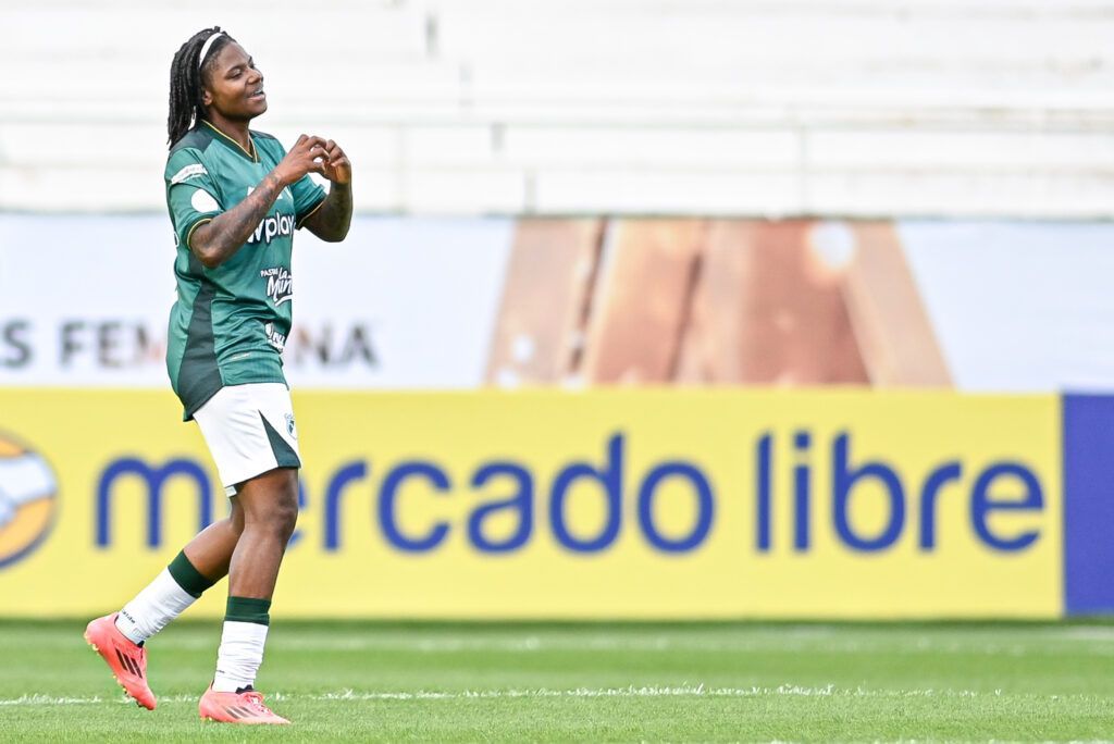 Deportivo Cali roza el pase a cuartos tras vencer a Nacional.