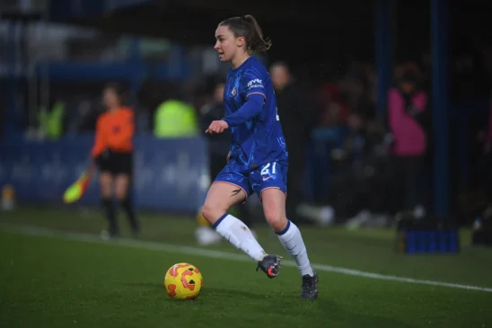 El Chelsea sufre de nuevo contra el Brighton. Niamh Charles volvía al verde tras una lesión en pretemporada.