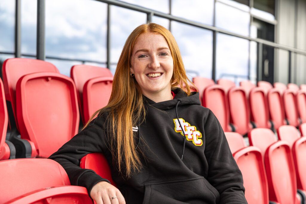 Eilidh Shore, primer refuerzo del Bristol.