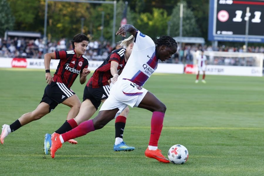 Eintracht Frankfurt y PSG