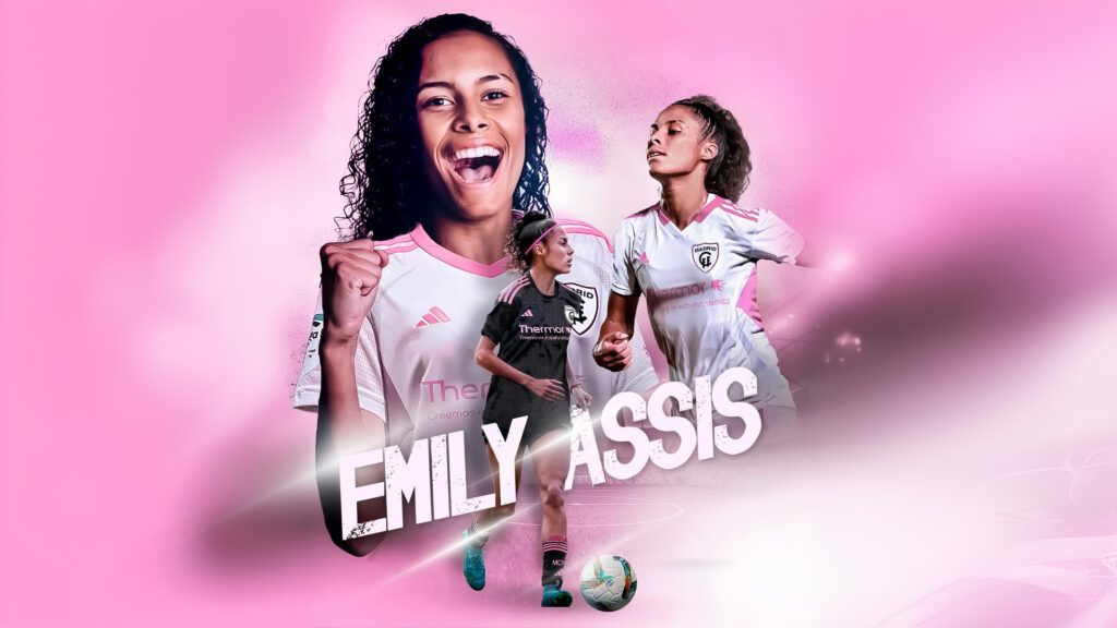 Emily Assis