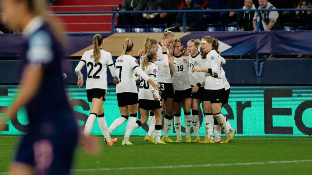 Un empate le basta a Alemania para ser el rival de España en la final.
