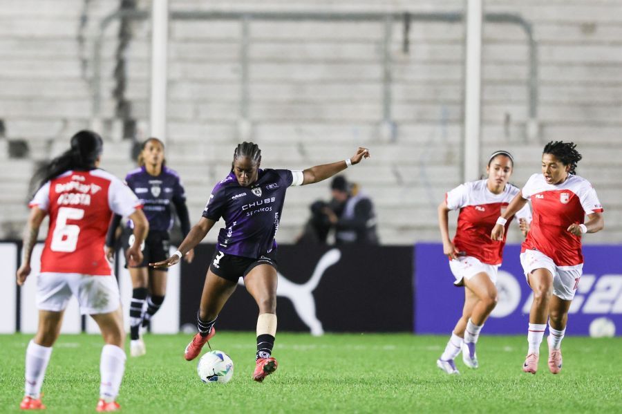 Independiente Santa Fe complicó su futuro en la Copa Libertadores femenina, tras perder contra Independiente del Valle 1-0