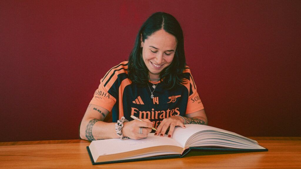 Géraldine Reuteler llega al Arsenal.