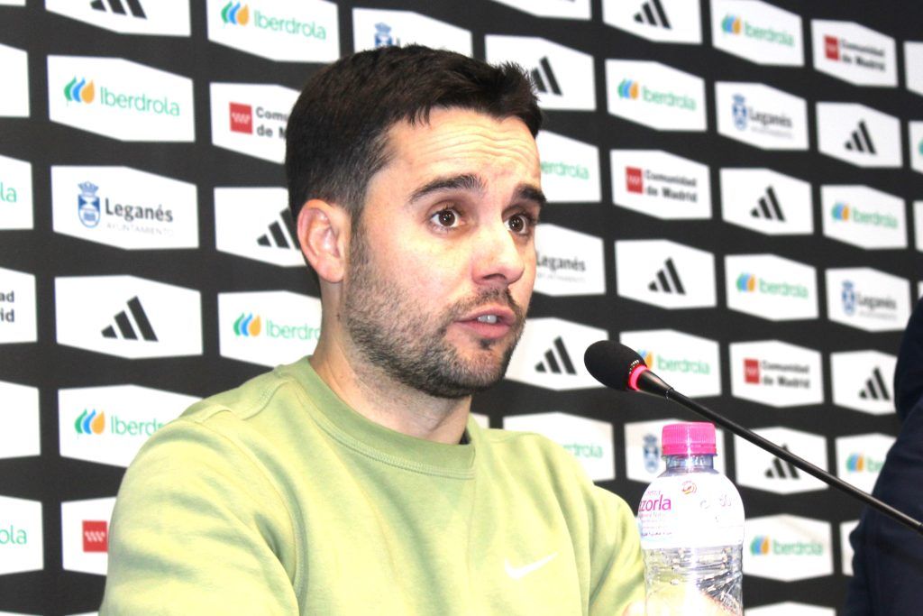 Rueda de prensa de Jonatan Giráldez