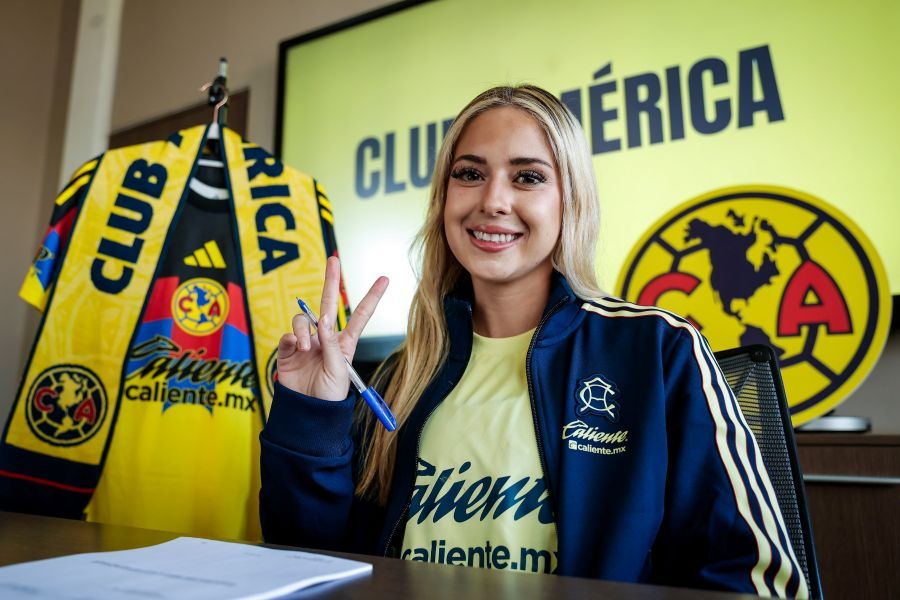 Julie López Geyse Ferreira