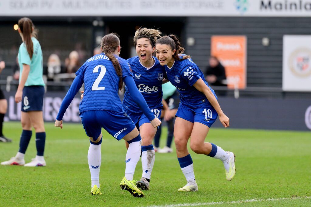 Inma Gabarro le da los tres puntos al Everton en Londres.