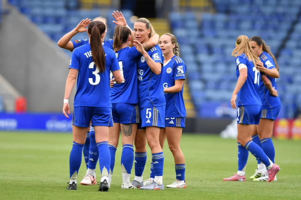 Los tres puntos se quedan en Leicester.