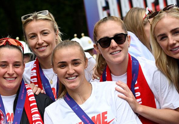 Las Lionesses cierran el año con Honores