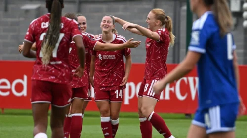 Höbinger protagoniza la victoria de las reds contra el Leicester.