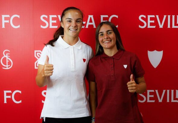 Mabel Sierra y Clara Ferrer