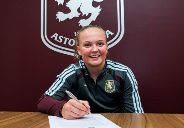 Mia McAulay, primer fichaje del Villa.