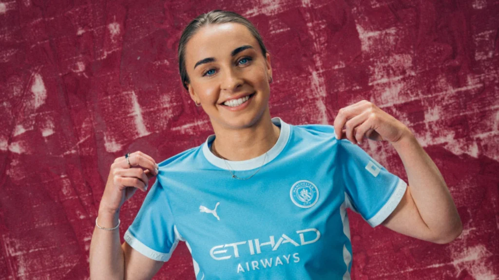 Niamh Charles cambia de City.