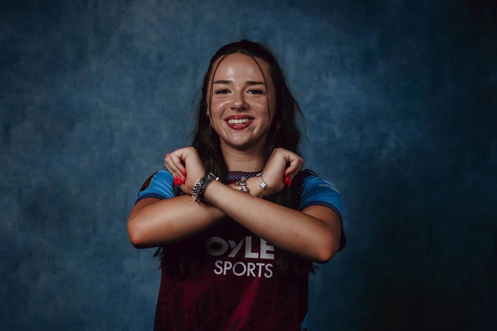 Niamh Peacock: más talento joven para el West Ham.