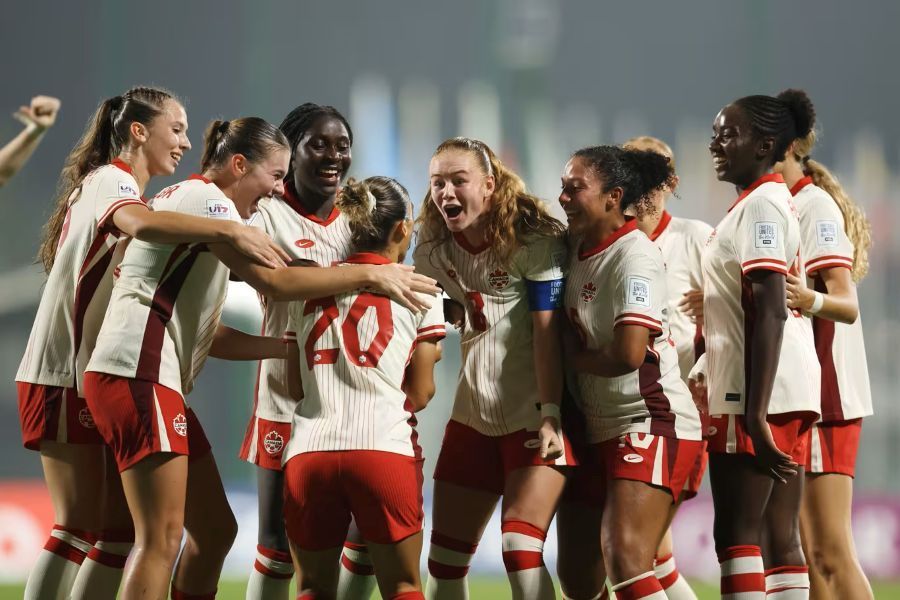 Canadá golea a Nigeria