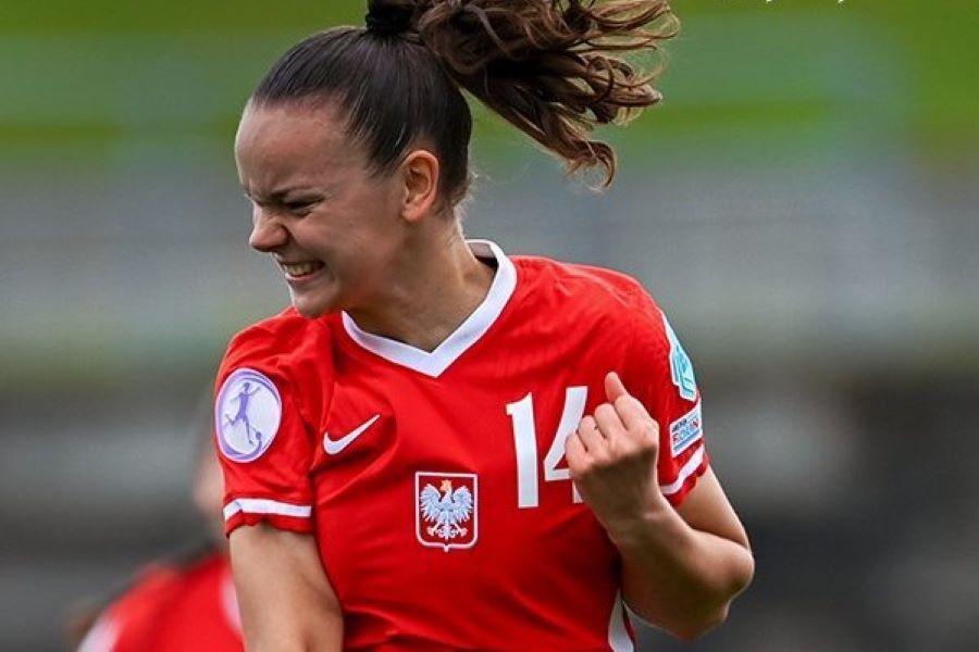 Polonia gana por la mínima