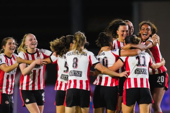 Sin muchas sorpresas en la Ronda 1 de la UEFA Women's Europa Cup. Las jugadoras del PSV celebran el pase de ronda.