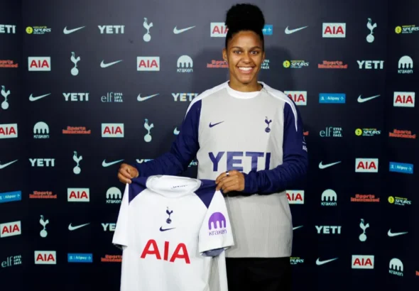 Shekiera Martinez se muda al norte de Londres.