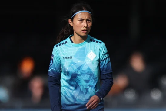Isa Kardinaal se une a las London City Lionesses, mientras que Shen Mengyu deja el club este verano.