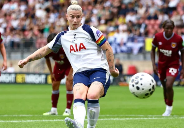 England marca la diferencia ante las hammers.