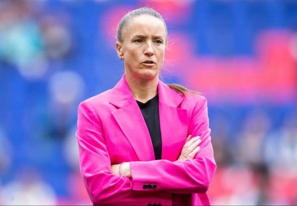 Casey Stoney, despedida. Imagen de la técnica en un partido de San Diego Wave.