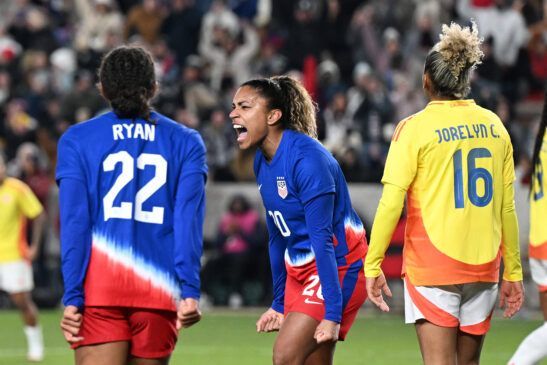 Macario y Sentnor brillan frente a Colombia. Catarina Macario celebra con rabia su gol.