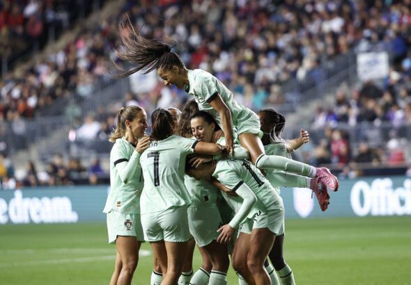 Una derrota contra Portugal empaña el homenaje de Estados Unidos a Alex Morgan.