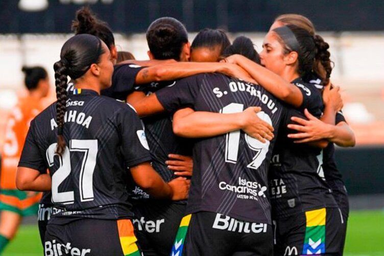 La UDCAT Tenerife se hace con el trofeo TM