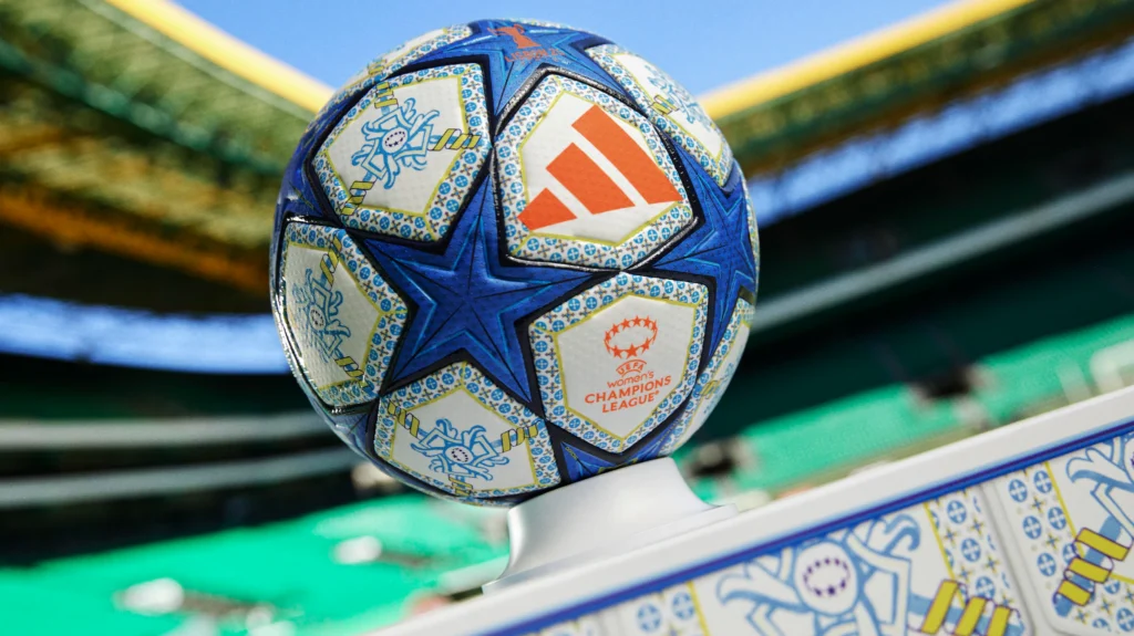 Ya está pavimentado el camino hacia Lisboa. En la imagen, el balón con el que se disputarán las fases eliminatorias de la UWCL.